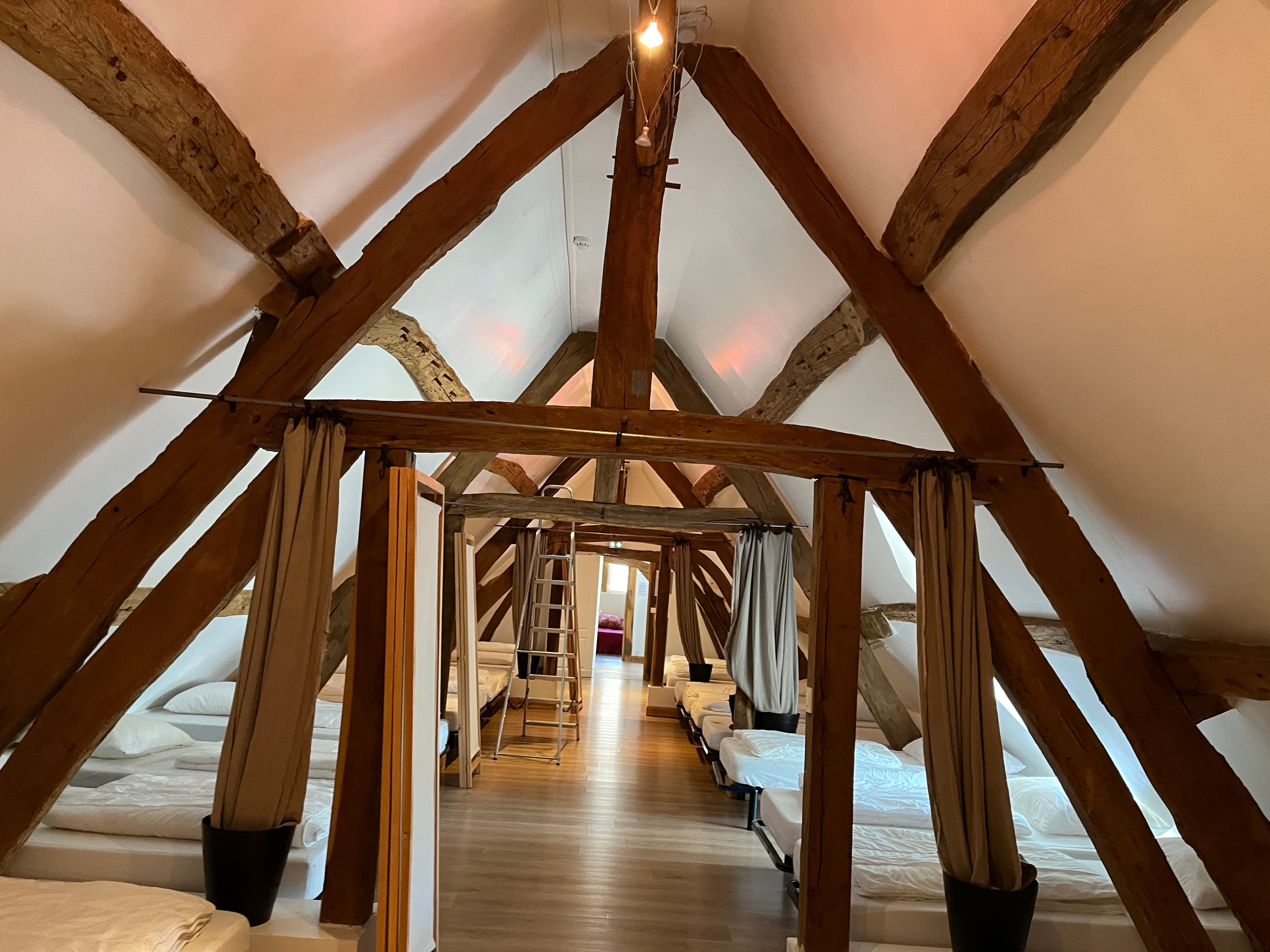 Charpente traditionnelle en bon etat dans le Calvados - exemple de bois sain